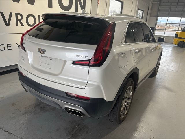 2021 Cadillac XT4 Premium Luxury