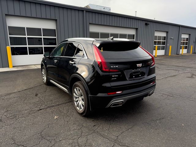 2021 Cadillac XT4 Premium Luxury