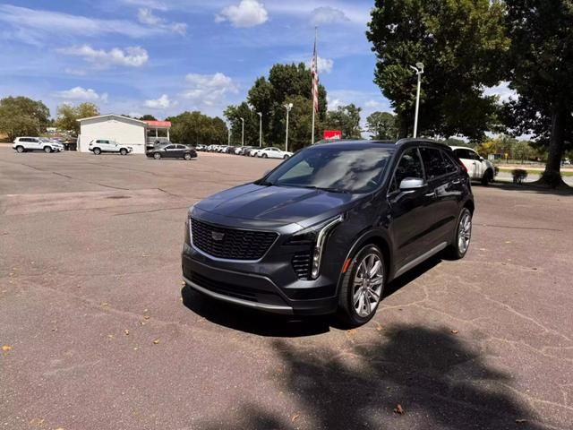 2021 Cadillac XT4 Premium Luxury