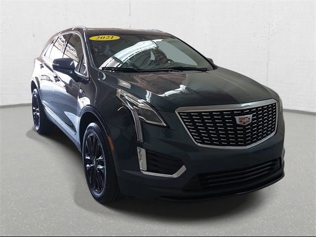 2021 Cadillac XT5 Luxury