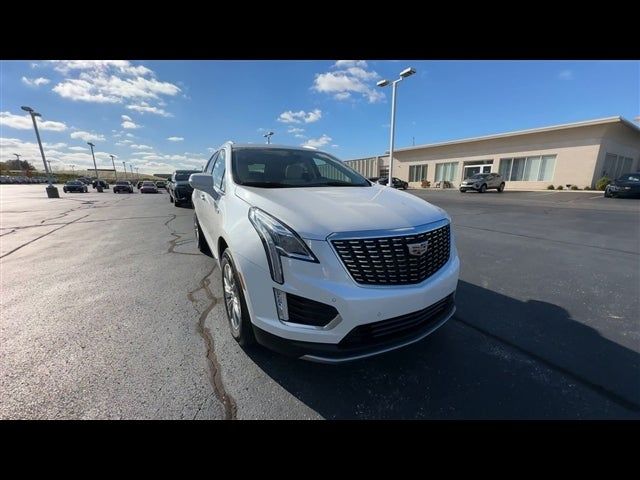 2021 Cadillac XT5 Premium Luxury