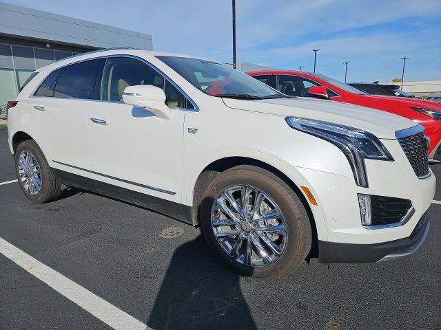 2021 Cadillac XT5 Premium Luxury