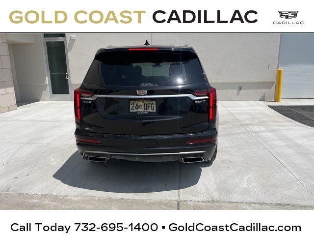 2021 Cadillac XT6 Luxury