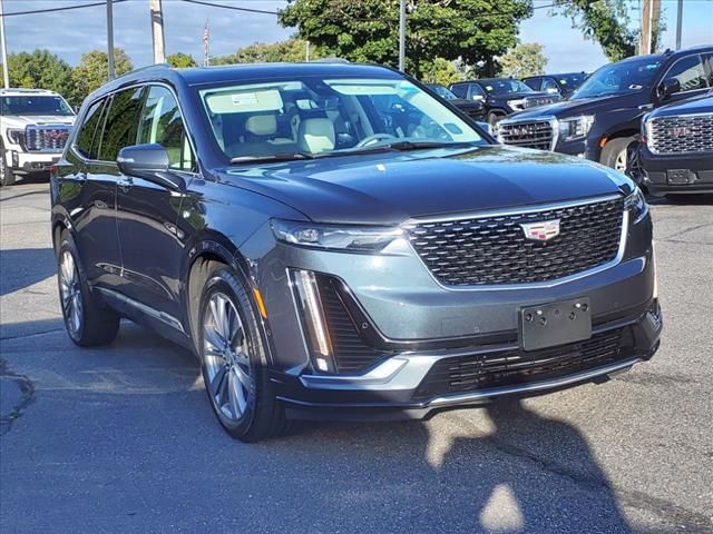 2021 Cadillac XT6 Premium Luxury