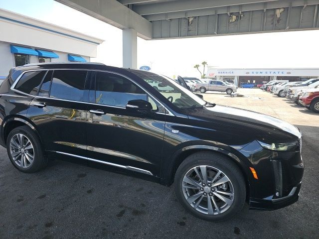 2021 Cadillac XT6 Premium Luxury
