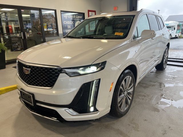 2021 Cadillac XT6 Premium Luxury