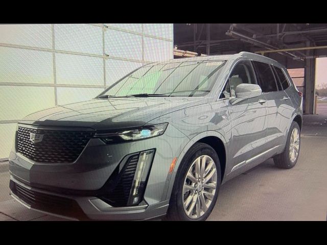 2021 Cadillac XT6 Premium Luxury