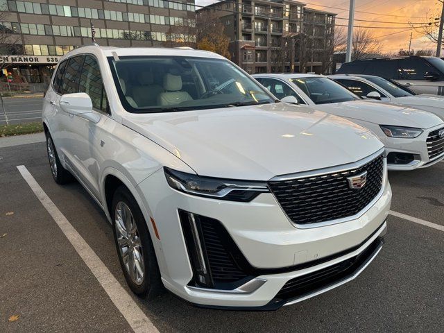 2021 Cadillac XT6 Premium Luxury