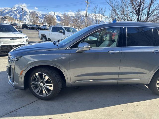 2021 Cadillac XT6 Premium Luxury