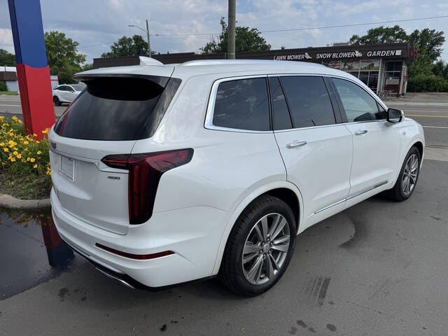 2021 Cadillac XT6 Premium Luxury