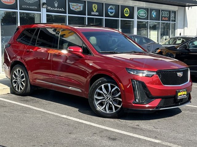 2021 Cadillac XT6 Sport