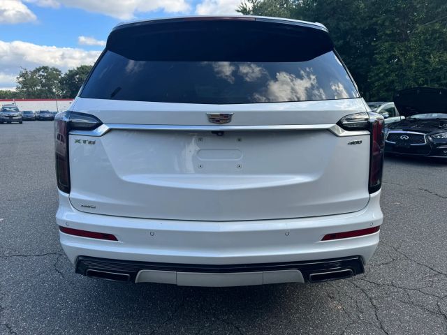2021 Cadillac XT6 Sport