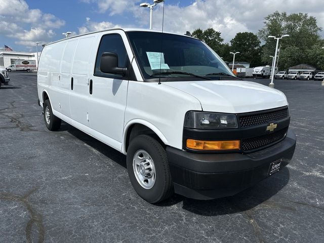 2021 Chevrolet Express Base