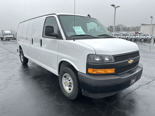 2021 Chevrolet Express Base