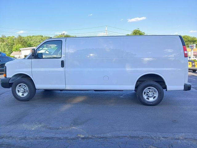 2021 Chevrolet Express Base