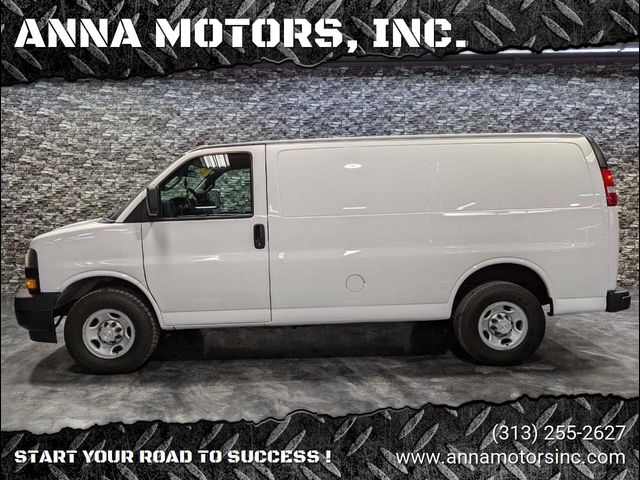 2021 Chevrolet Express Base