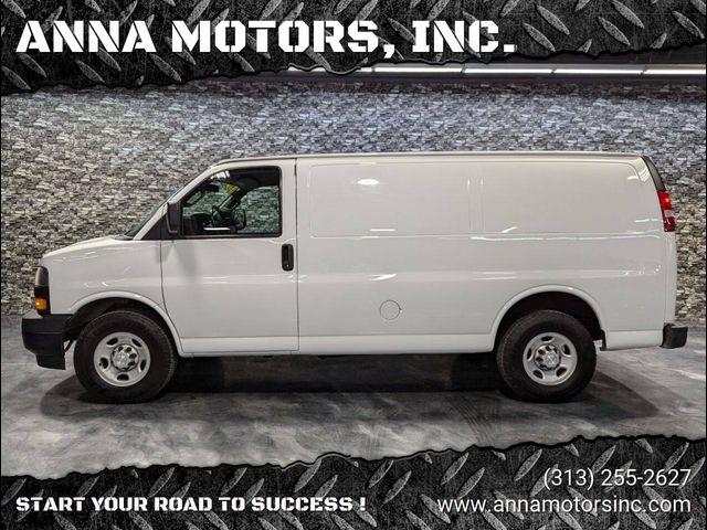 2021 Chevrolet Express Base