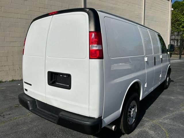 2021 Chevrolet Express Base