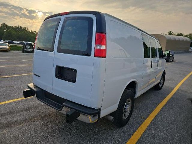 2021 Chevrolet Express Base