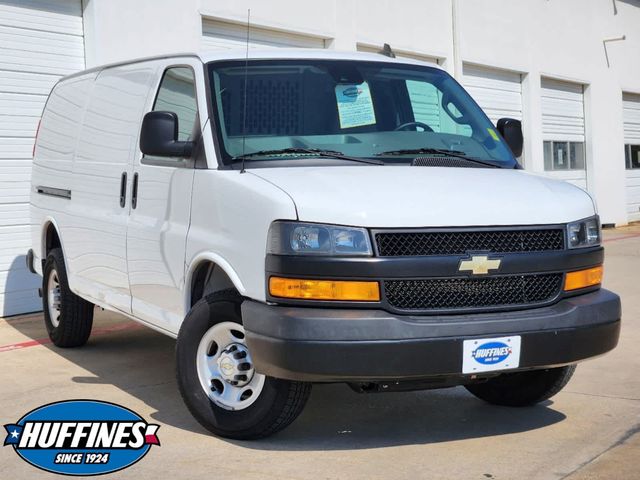 2021 Chevrolet Express Base