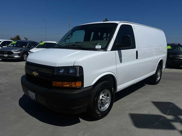 2021 Chevrolet Express Base