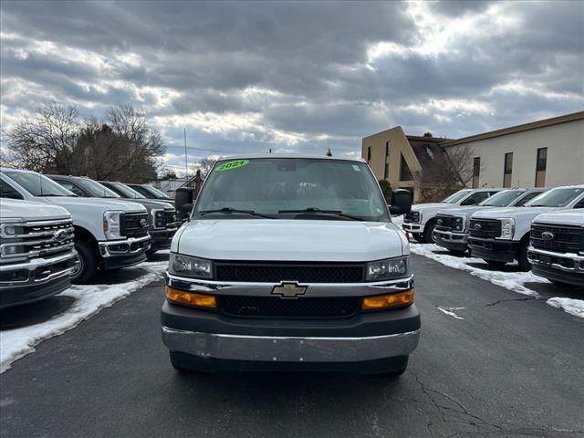 2021 Chevrolet Express LT