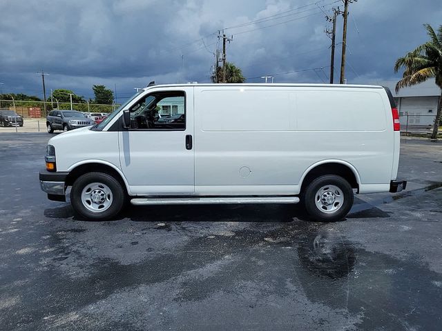 2021 Chevrolet Express Base