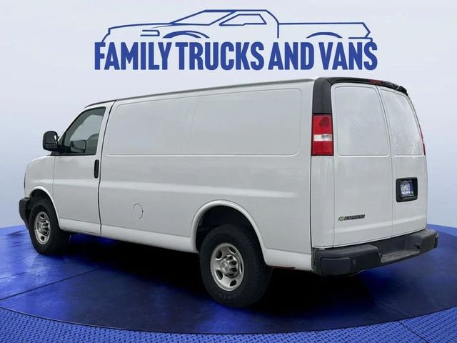 2021 Chevrolet Express Base