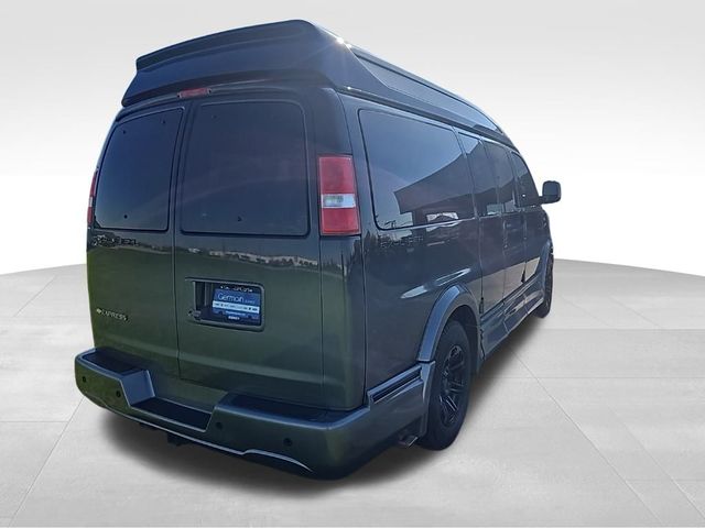 2021 Chevrolet Express LS