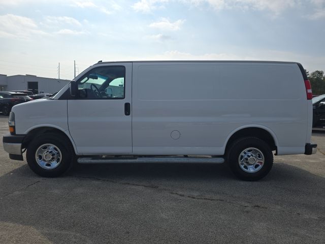 2021 Chevrolet Express Base