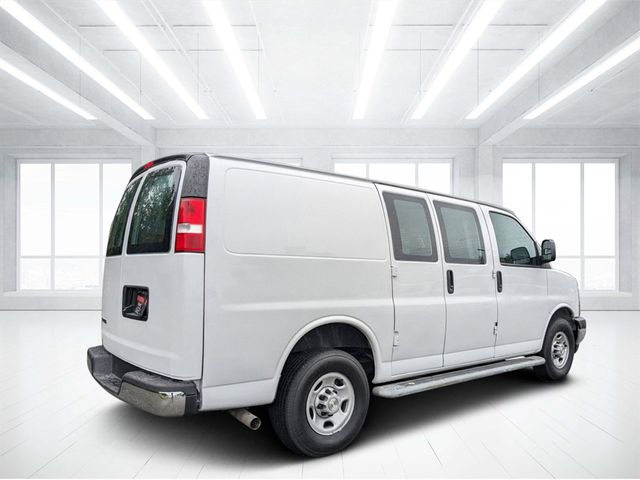 2021 Chevrolet Express Base