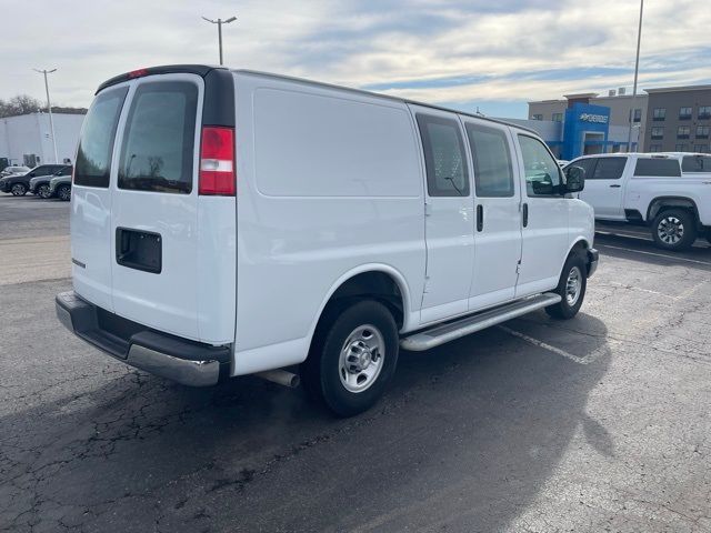 2021 Chevrolet Express Base