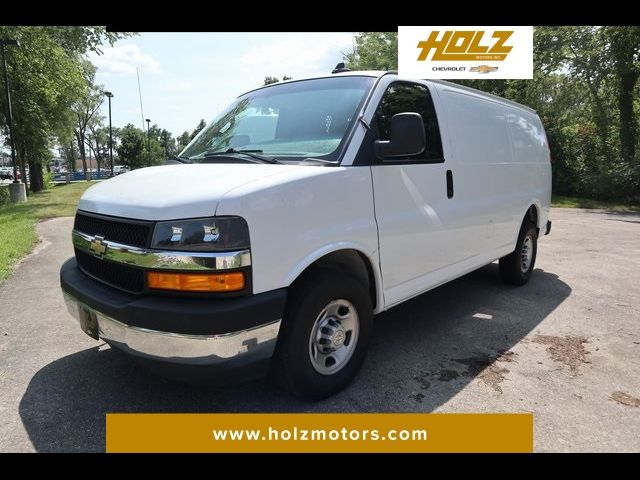 2021 Chevrolet Express Base