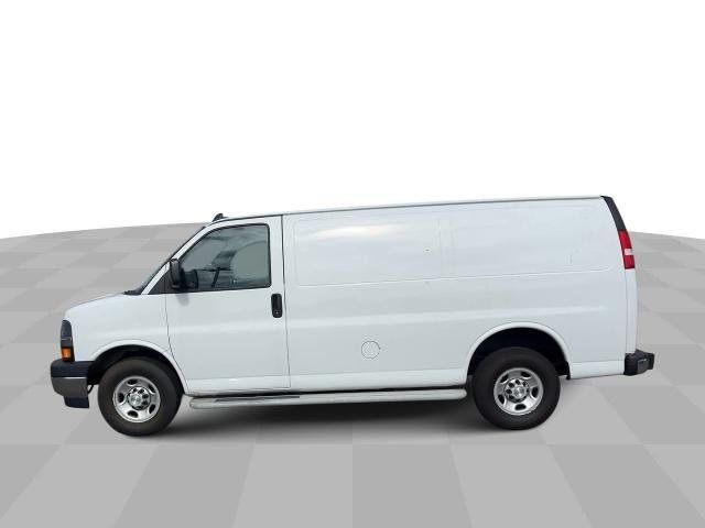 2021 Chevrolet Express Base