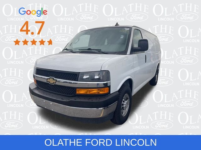 2021 Chevrolet Express Base