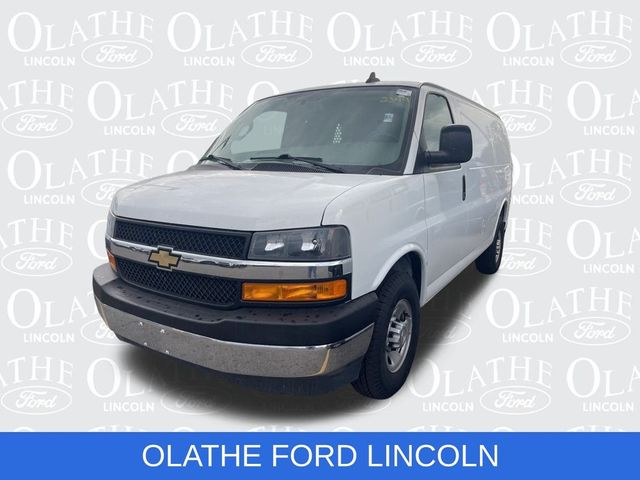 2021 Chevrolet Express Base