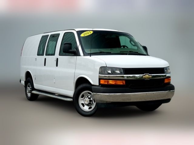 2021 Chevrolet Express Base