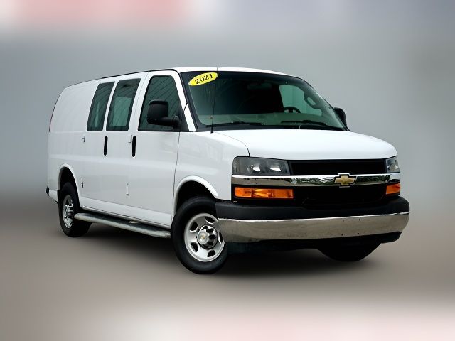 2021 Chevrolet Express Base