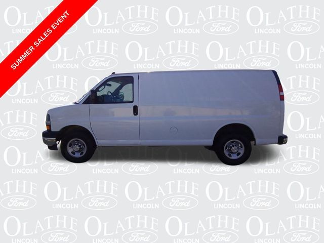 2021 Chevrolet Express Base