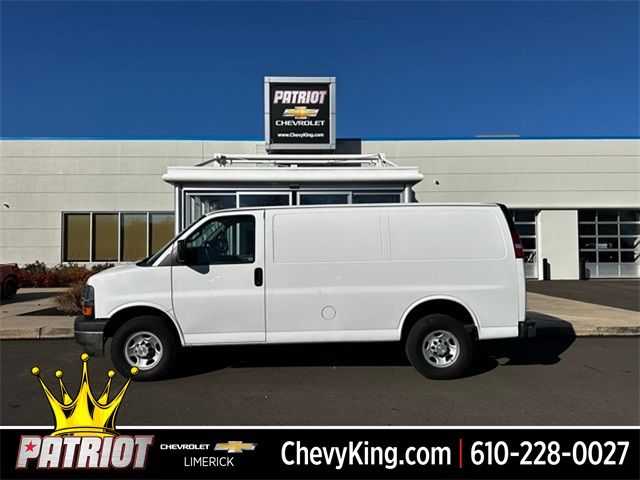 2021 Chevrolet Express Base