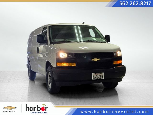 2021 Chevrolet Express Base