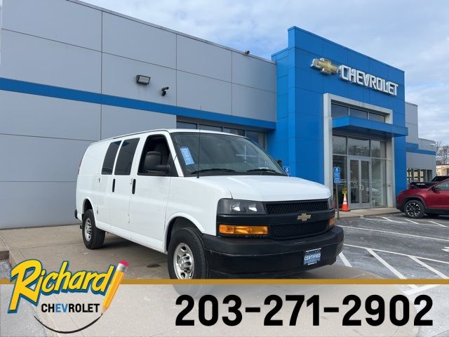 2021 Chevrolet Express Base