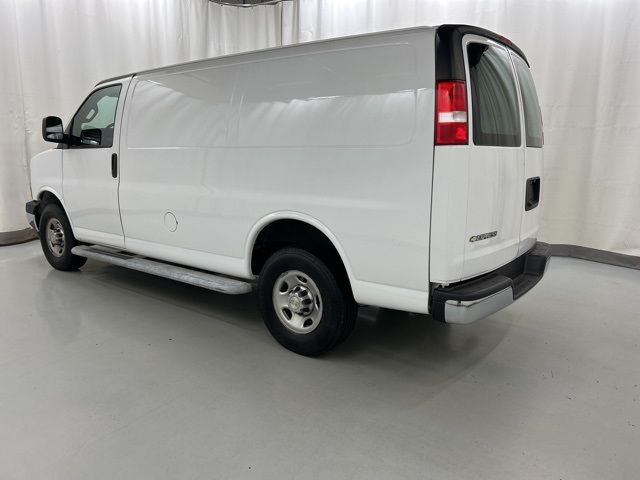 2021 Chevrolet Express Base