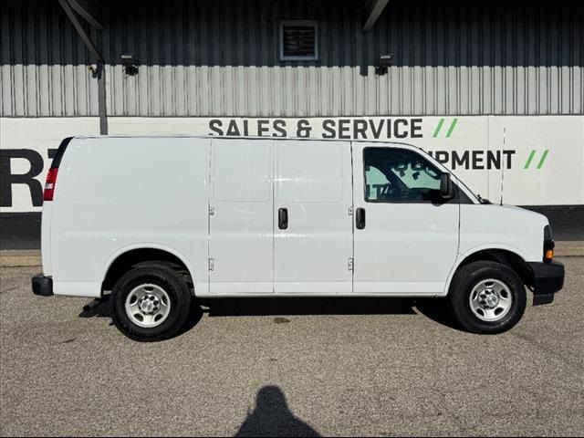 2021 Chevrolet Express Base