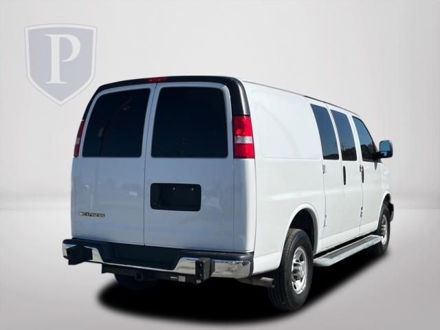 2021 Chevrolet Express Base