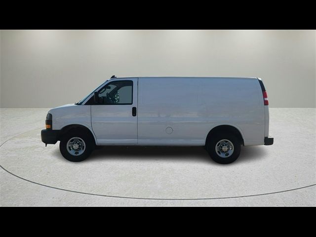 2021 Chevrolet Express Base