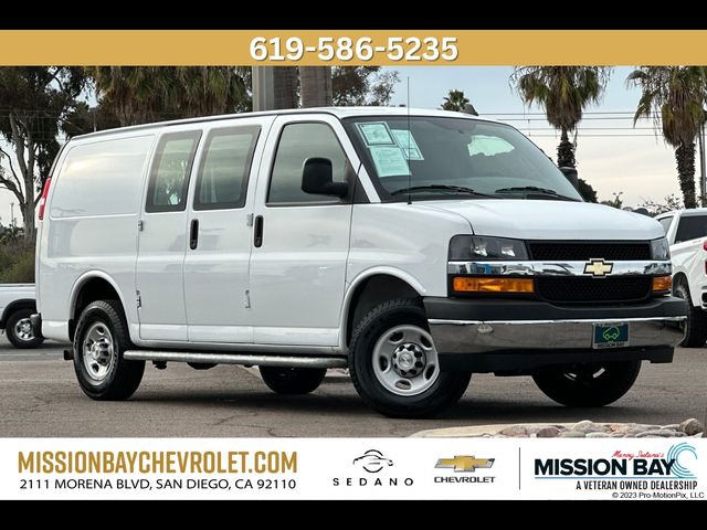 2021 Chevrolet Express Base