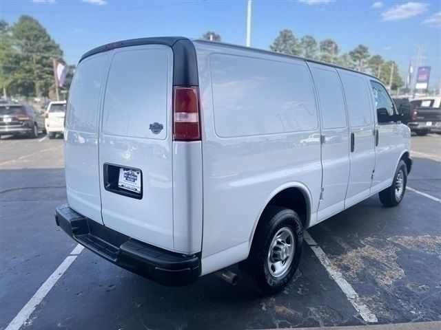 2021 Chevrolet Express Base