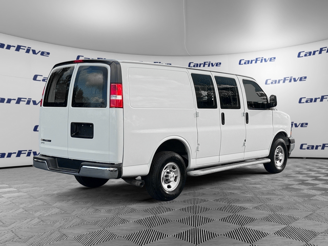 2021 Chevrolet Express Base