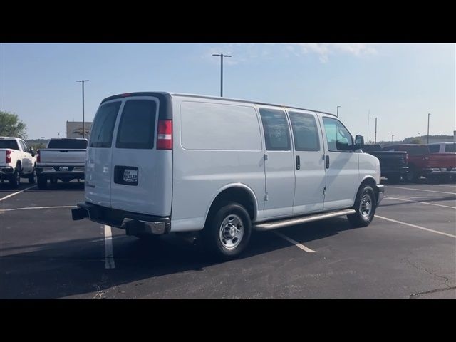 2021 Chevrolet Express Base